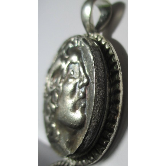 Alexander the Great with ram horns Ancient Greek coin pendant -High Relief coin - Picture 4 of 6